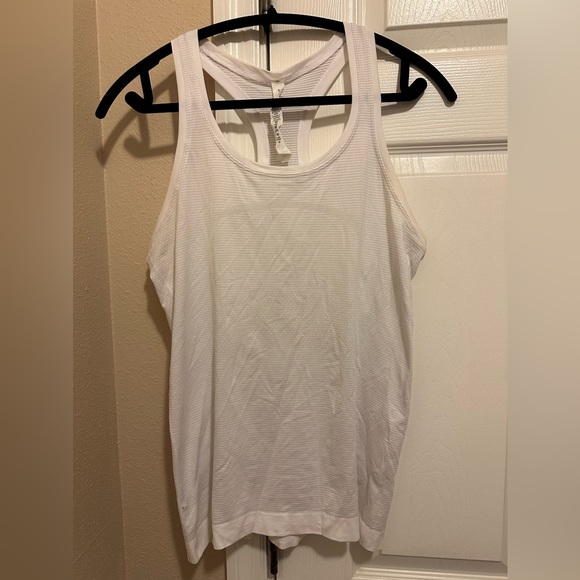 lululemon athletica Tops - Lululemon Swiftly tech tank top size 8